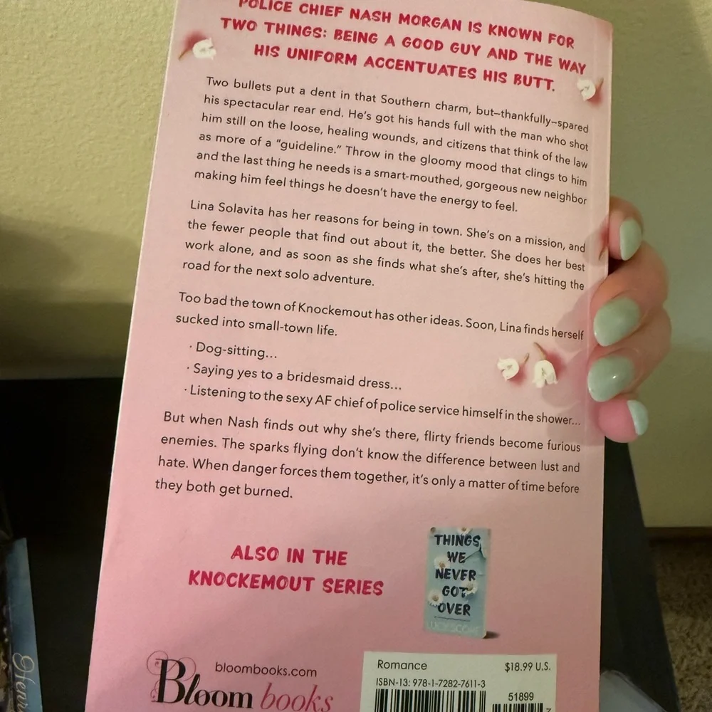 Brand new never read things we hide from the light - Picture 2 of 4